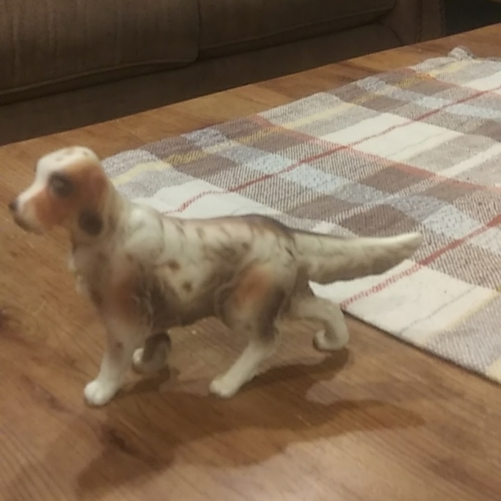 Vintage Hunting Dog Figurine